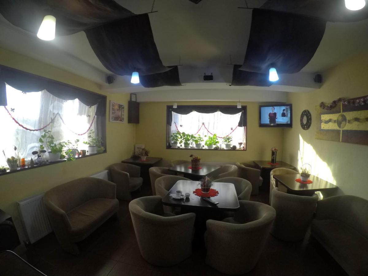 Pensiunea N.A.M Buşteni Esterno foto